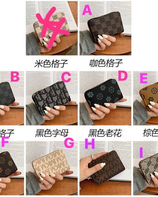 DESIGNERS PURSE 13