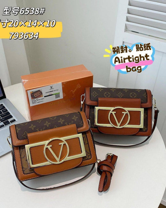 NEW IN LV BOXED BAG