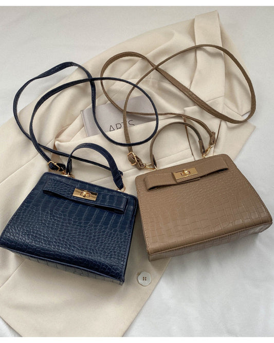 DESIGNERS BAG 18