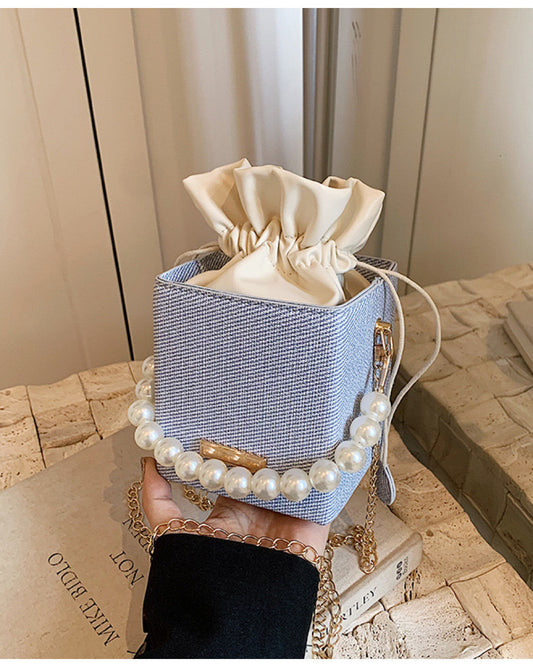 CHIC MINI STRAP BAG